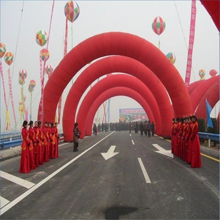 沈阳商场开业纯红拱门